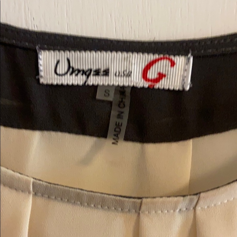 Umgee thin top. - Picture 2 of 3